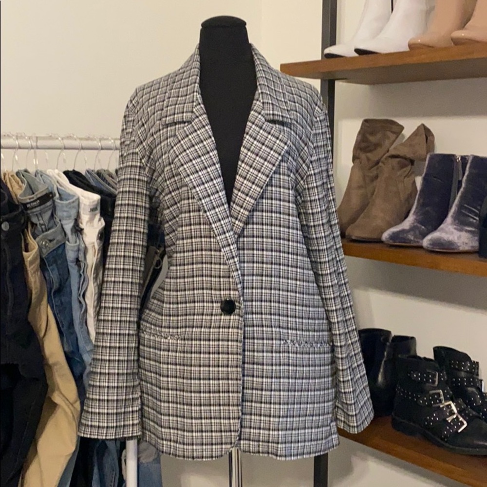 Inseparables Plaid light Weight Blazer Jacket